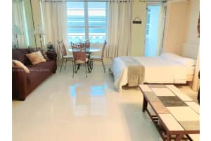100 Lincoln Rd, Miami Beach, FL 33139, Sold 12/08/22