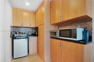 700 Biltmore Way APT 1116, Coral Gables, FL 33134, Sold 02/10/23
