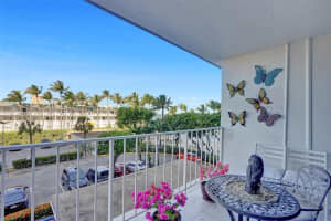 1865 79th Street Causeway #3a, North Bay Village, FL 33141, Sold 12/09/22