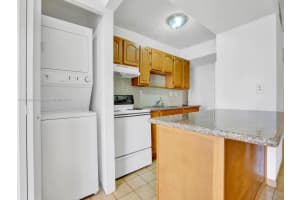 9311 SW 4th St #118b, Miami, FL 33174, Sold 11/17/22