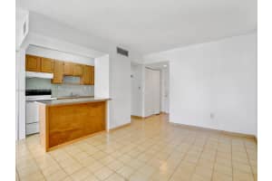 9311 SW 4th St #118b, Miami, FL 33174, Sold 11/17/22