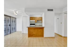 9311 SW 4th St #118b, Miami, FL 33174, Sold 11/17/22