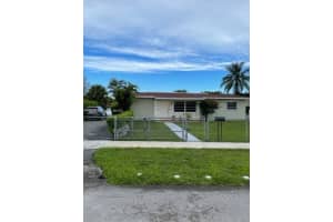 16801 NW 72nd Ct, Hialeah, FL 33015, Sold 02/21/23