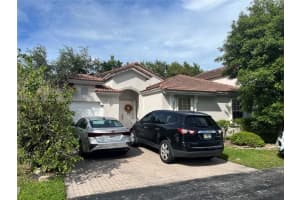 16765 SW 90th St, Miami, FL 33196, Sold 03/22/23