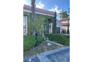 471 SW 87th Ct, Miami, FL 33174, Sold 12/05/22