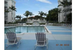 498 NW 165th St APT D607, North Miami Beach, FL 33169, Sold 05/03/23