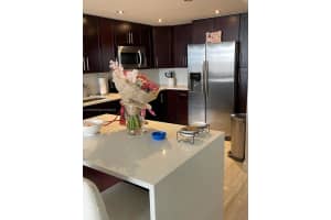 1301 NE Miami Gardens Dr, Miami, FL 33179, Sold 11/21/22