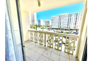 1825 S Ocean Dr, Hallandale Beach, FL 33009, Sold 11/28/22