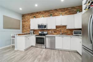 771 NE 199th St APT 205, Miami, FL 33179, Sold 01/30/23