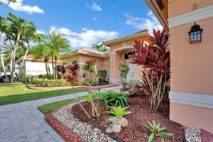 16392 NW 14th St, Pembroke Pines, FL 33028, Sold 03/16/23