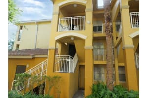 9615 NW 1st Ct 10 105, Pembroke Pines, FL 33024, Sold 11/30/22