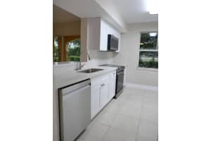 9615 NW 1st Ct 10 105, Pembroke Pines, FL 33024, Sold 11/30/22