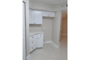 9615 NW 1st Ct 10 105, Pembroke Pines, FL 33024, Sold 11/30/22