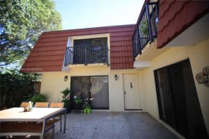 9917 NW 6th Ct, Plantation, FL 33324, Sold 01/31/23