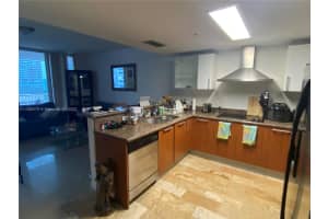 170 SE 14th St, Miami, FL 33131, Sold 12/01/22