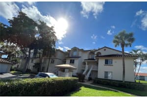 8106 Glenmoor Dr #8106, West Palm Beach, FL 33409, Sold 11/17/22