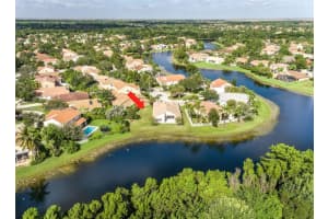 307 Lake Crest Ct, Weston, FL 33326, Sold 11/25/22