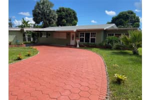 421 S 56th Terrace, Hollywood, FL 33023, Sold 07/13/23