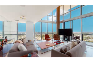 1100 Biscayne Blvd UNIT 6307, Miami, FL 33132, Sold 08/17/23