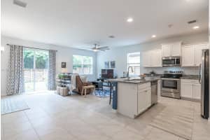 2184 SE 2nd St, Homestead, FL 33033, Sold 01/17/23