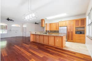 2910 SE 7th Pl, Homestead, FL 33033, Sold 03/02/23