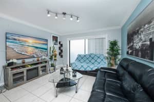 240 W 68th St, Hialeah, FL 33014, Sold 11/14/22