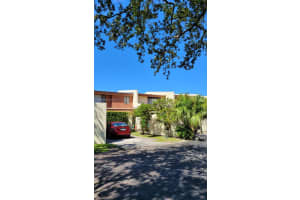 10672 SW 79th Terrace, Miami, FL 33173, Sold 01/12/23