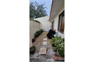 10672 SW 79th Terrace, Miami, FL 33173, Sold 01/12/23