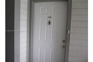 468 NE 206th Ln APT 202, Miami, FL 33179, Sold 12/08/22