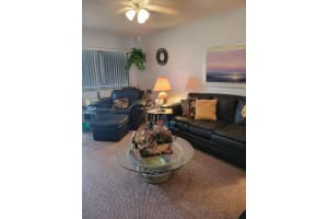 815 SW 10th Terrace #13v, Hallandale Beach, FL 33009, Sold 12/02/22