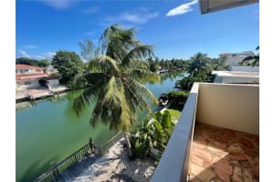 4011 Meridian Ave, Miami Beach, FL 33140, Sold 01/31/23