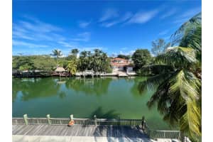 4011 Meridian Ave, Miami Beach, FL 33140, Sold 01/31/23