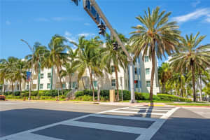 9172 Collins Ave APT 403, Surfside, FL 33154, Sold 04/03/23