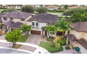 2616 NE 1st St, Homestead, FL 33033, Sold 02/24/23