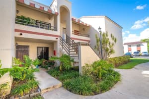 20220 NE 3rd Ct APT 5, Miami, FL 33179, Sold 12/02/22