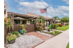 8340 NW 37th Pl, Sunrise, FL 33351, Sold 11/22/22