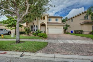 6021 SW 195th Ave, Fort Lauderdale, FL 33332, Sold 12/16/22
