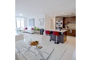 7825 NW 107th Ave Apt 521, Doral, FL 33178, Sold 04/03/23