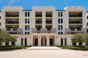 718 Valencia Ave Unit 403, Coral Gables, FL 33134, Sold 01/19/23
