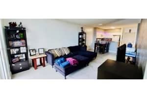 5099 NW 7th St, Miami, FL 33126, Sold 12/21/22