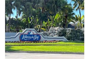 10049 SW 218th St, Cutler Bay, FL 33190, Sold 04/14/23