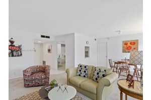300 Diplomat Pkwy, Hallandale Beach, FL 33009, Sold 12/14/22