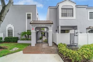 11658 NW 11th St #18, Pembroke Pines, FL 33026, Sold 11/21/22