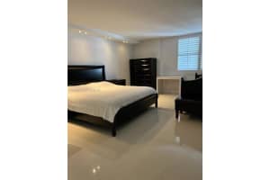 6039 Collins Ave APT 1221, Miami Beach, FL 33140, Sold 05/15/23