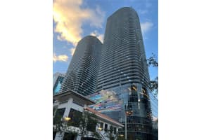 55 SW 9th St Apt 3804, Miami, FL 33130, Sold 04/28/23