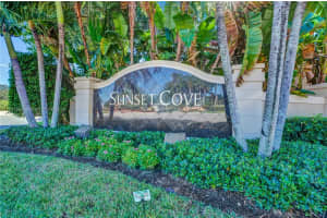 10007 NW 5th St, Plantation, FL 33324, Sold 01/11/23