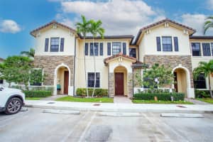 8869 W 35th Ave, Hialeah, FL 33018, Sold 12/02/22