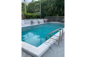 1340 Lincoln Rd APT 407, Miami Beach, FL 33139, Sold 12/29/22