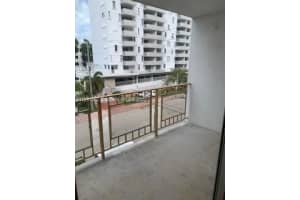 1340 Lincoln Rd APT 407, Miami Beach, FL 33139, Sold 12/29/22