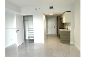 Brickell House, 1300 Brickell Bay Dr #1806, Miami, FL 33131, Sold 11/18/22